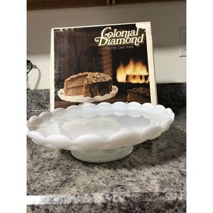 Vintage W4301 ANCHOR HOCKING Colonial Diamond Footed Cake Plate & Box